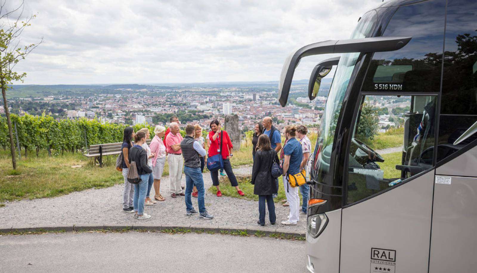 Kleinbus Mieten 15 Personen Mit Fahrer Kosten www.hansemondial.de